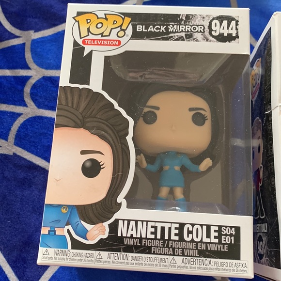 Black Mirror Funko Pops #944 & #943 - season 4 episode 1 - Picture 2 of 8